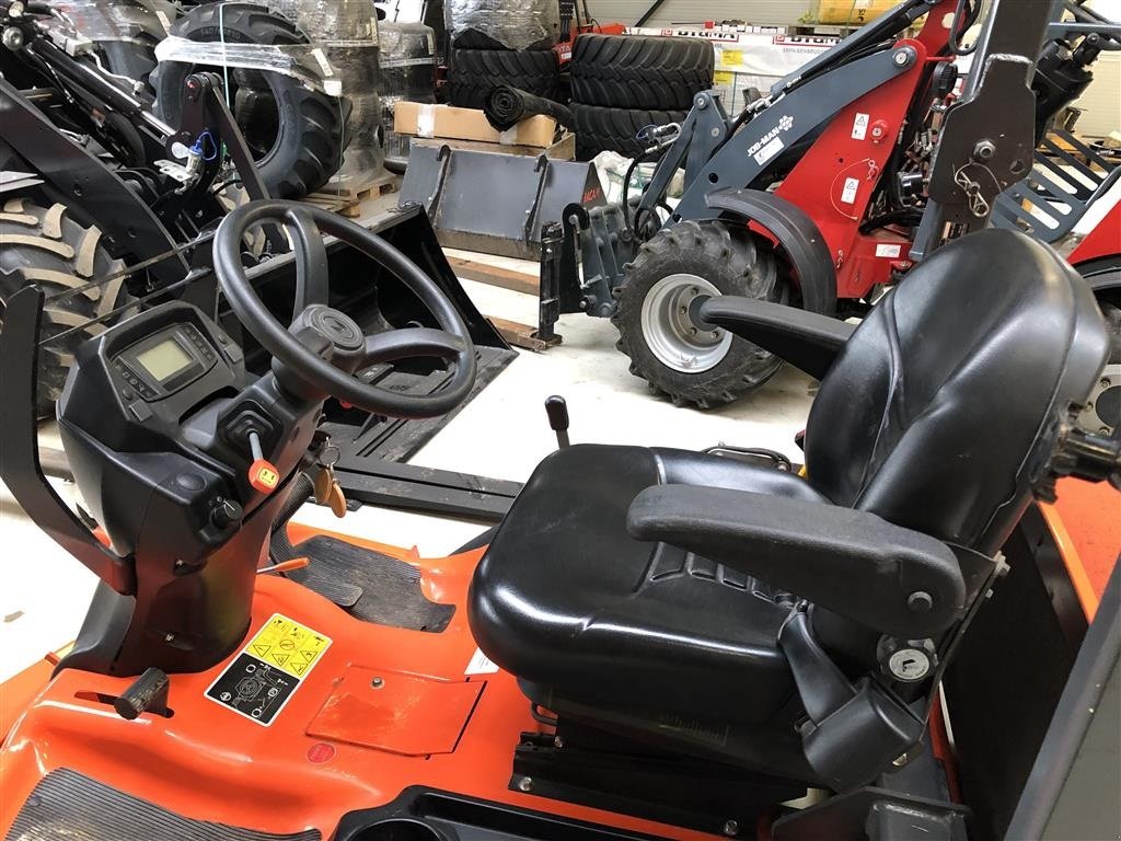 Rasentraktor tip Kubota F3890 183 cm klippebord, 4 WD og servo, Gebrauchtmaschine in Sindal (Poză 5)