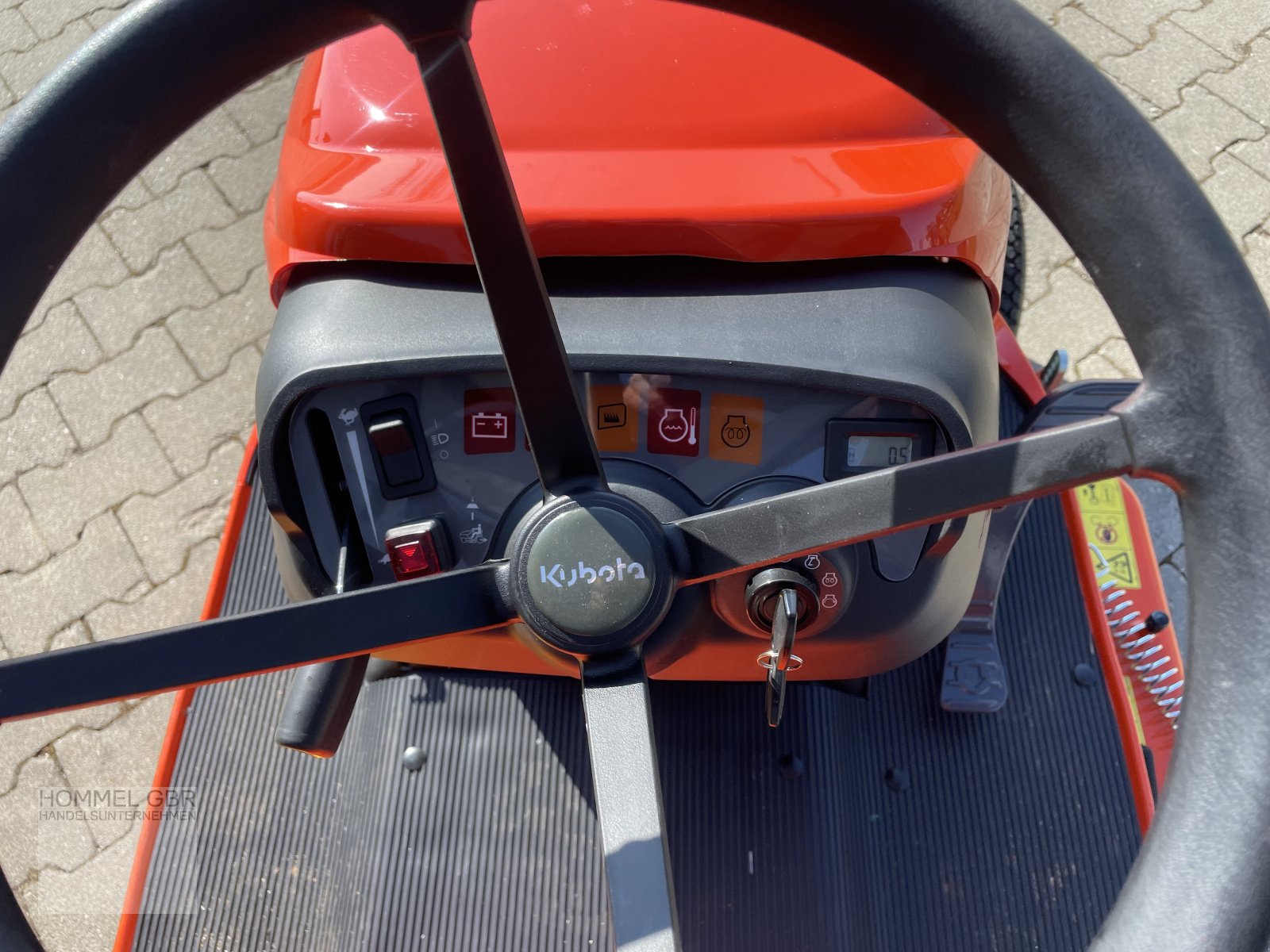 Rasentraktor van het type Kubota GR 1600 mit Korb, Neumaschine in Bopfingen (Foto 7)