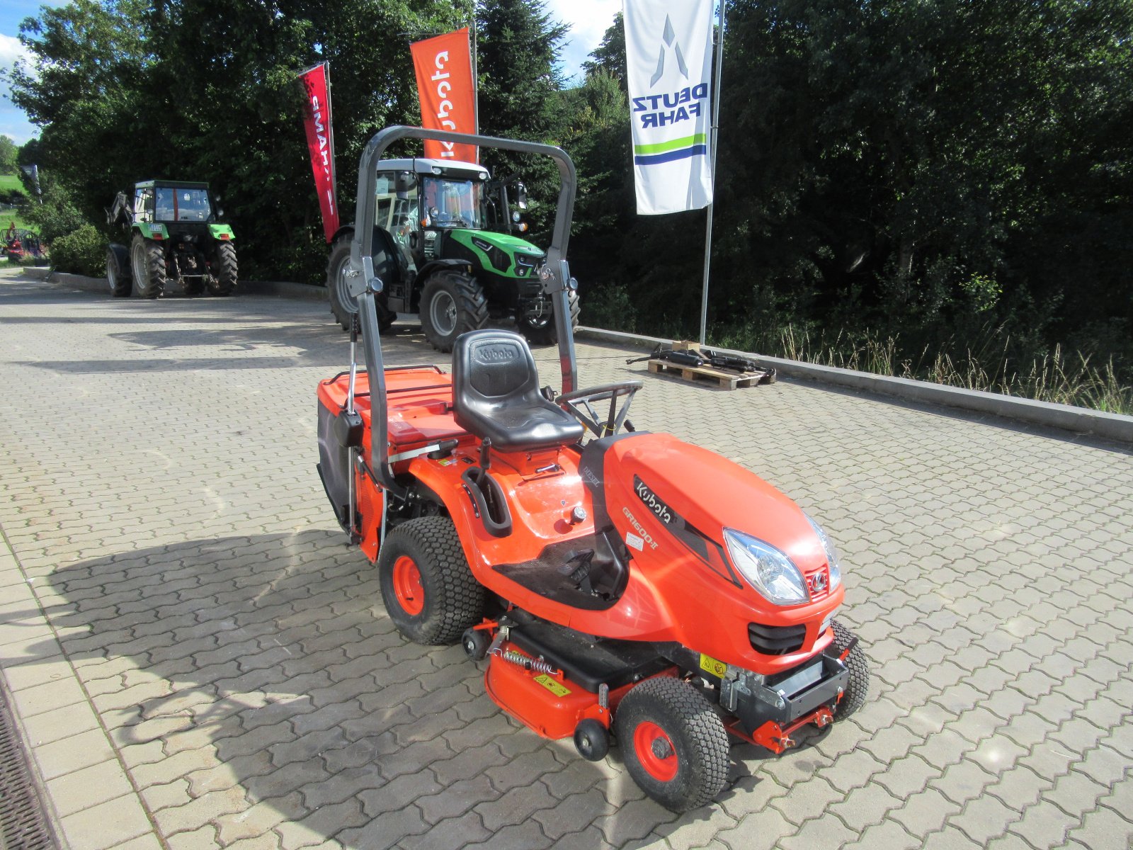 Rasentraktor typu Kubota GR 1600, Gebrauchtmaschine w Waischenfeld (Zdjęcie 3)