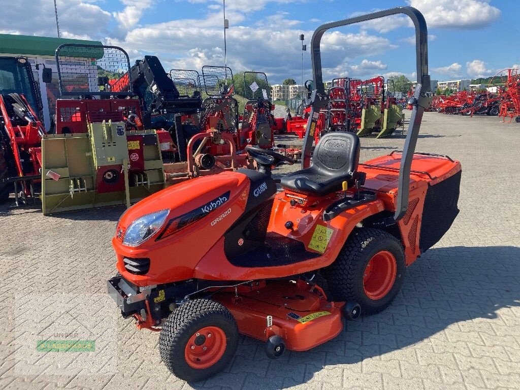 Rasentraktor van het type Kubota GR 2120, Neumaschine in Hartberg (Foto 2)