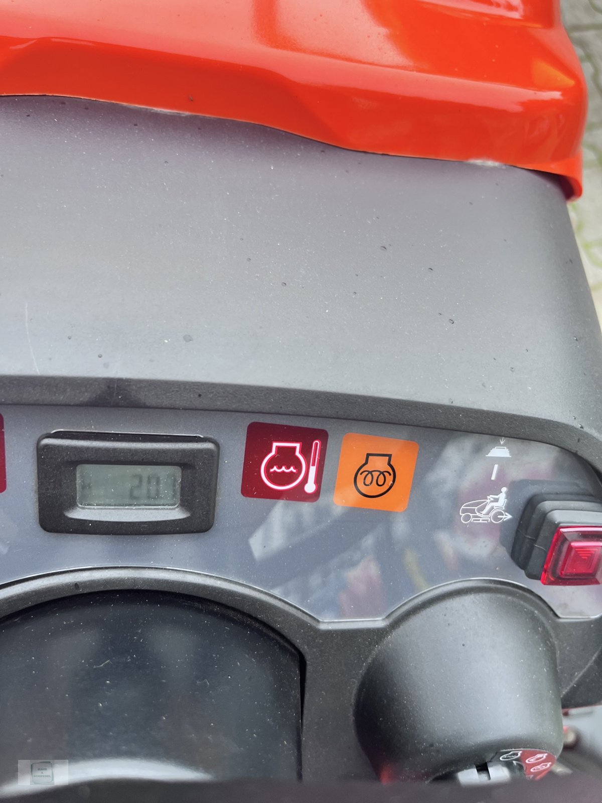 Rasentraktor tip Kubota GR 2120, Gebrauchtmaschine in Gross-Bieberau (Poză 10)