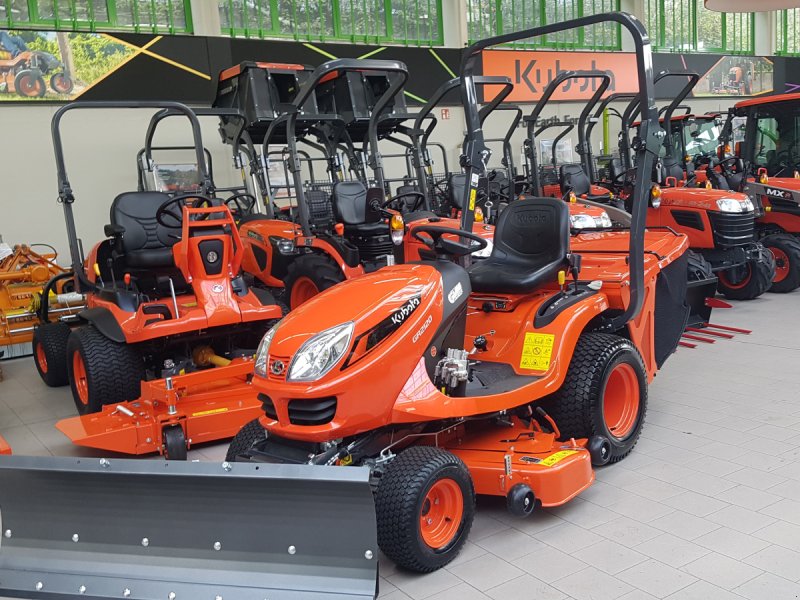 Rasentraktor του τύπου Kubota GR2120 Allrad incl.Schneeschild, Neumaschine σε Olpe