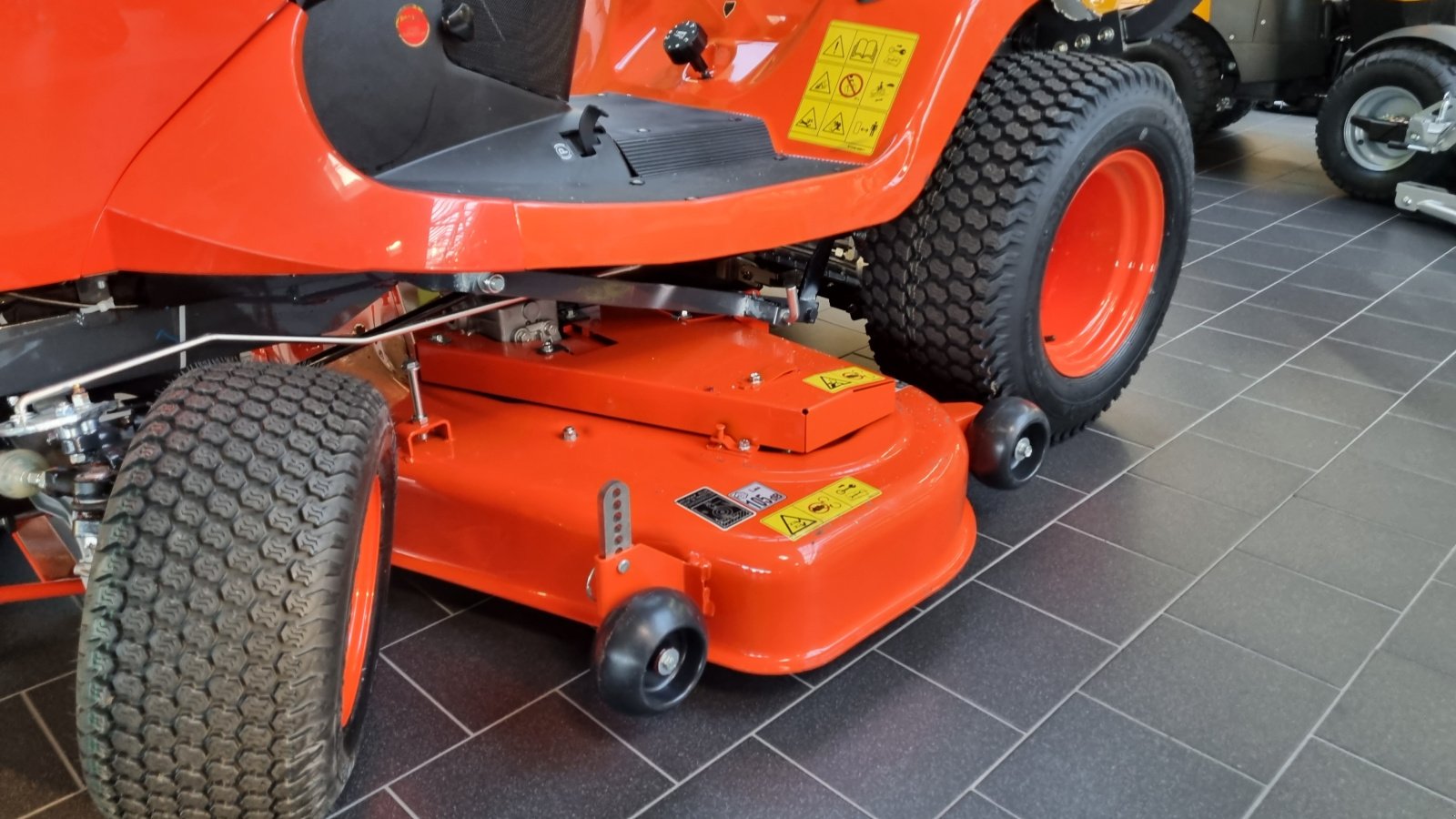 Rasentraktor tipa Kubota GR2120 S, Neumaschine u Olpe (Slika 5)