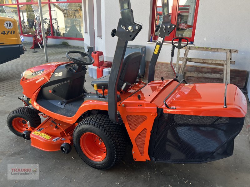 Rasentraktor van het type Kubota GR2120, Neumaschine in Mainburg/Wambach (Foto 1)