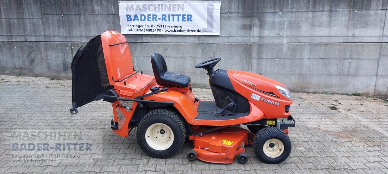 Rasentraktor типа Kubota GR2120EU-2, Gebrauchtmaschine в Freiburg (Фотография 1)