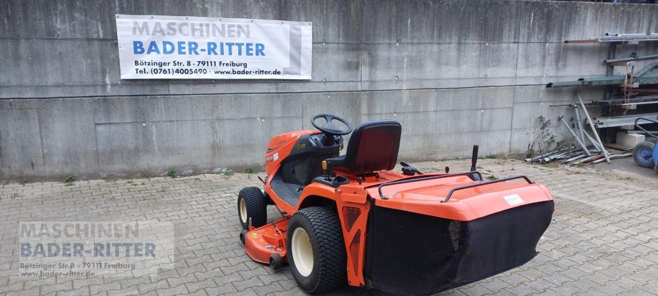 Rasentraktor типа Kubota GR2120EU-2, Gebrauchtmaschine в Freiburg (Фотография 2)