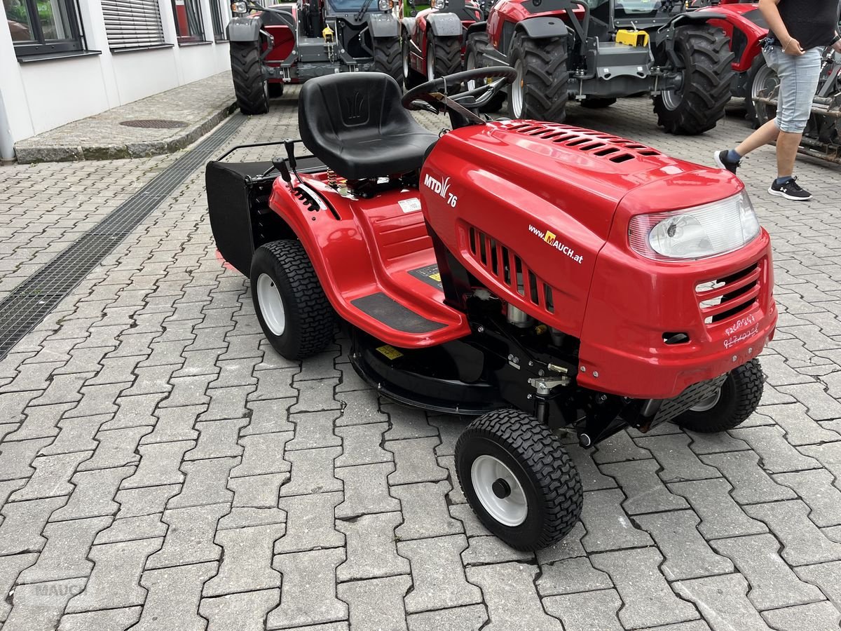 Rasentraktor van het type MTD-Motorgeräte 76, frischer Service & Durchsicht, Gebrauchtmaschine in Burgkirchen (Foto 1)