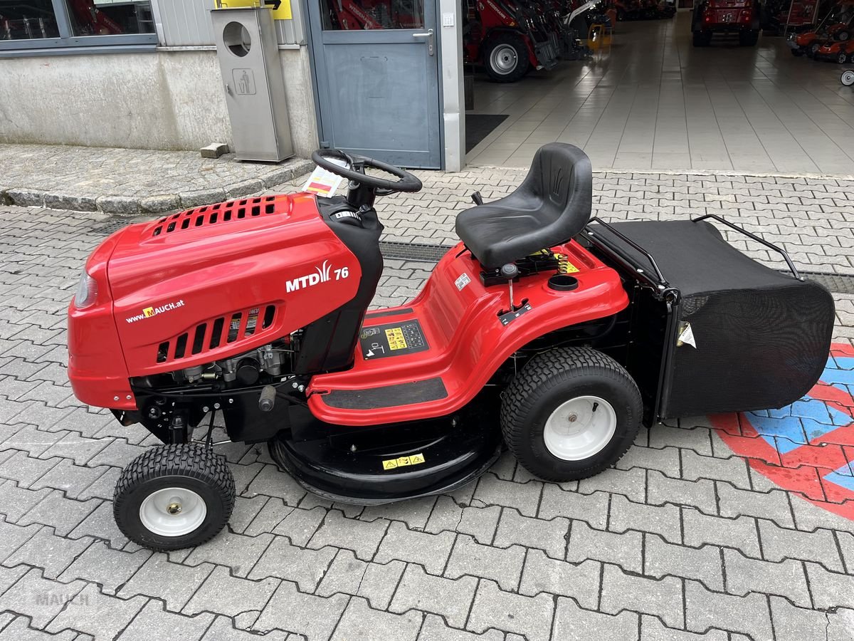 Rasentraktor van het type MTD-Motorgeräte 76, frischer Service & Durchsicht, Gebrauchtmaschine in Burgkirchen (Foto 10)