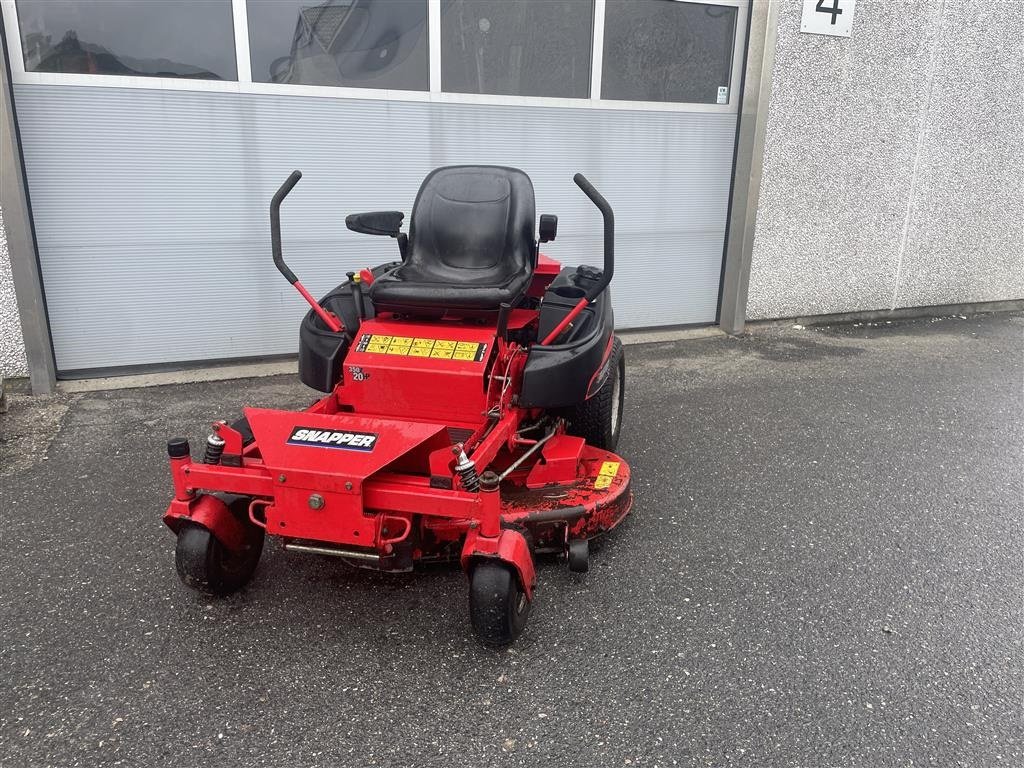 Rasentraktor des Typs Snapper 22 HK 46" KLIPPER 350Z, Gebrauchtmaschine in Holstebro (Bild 1)