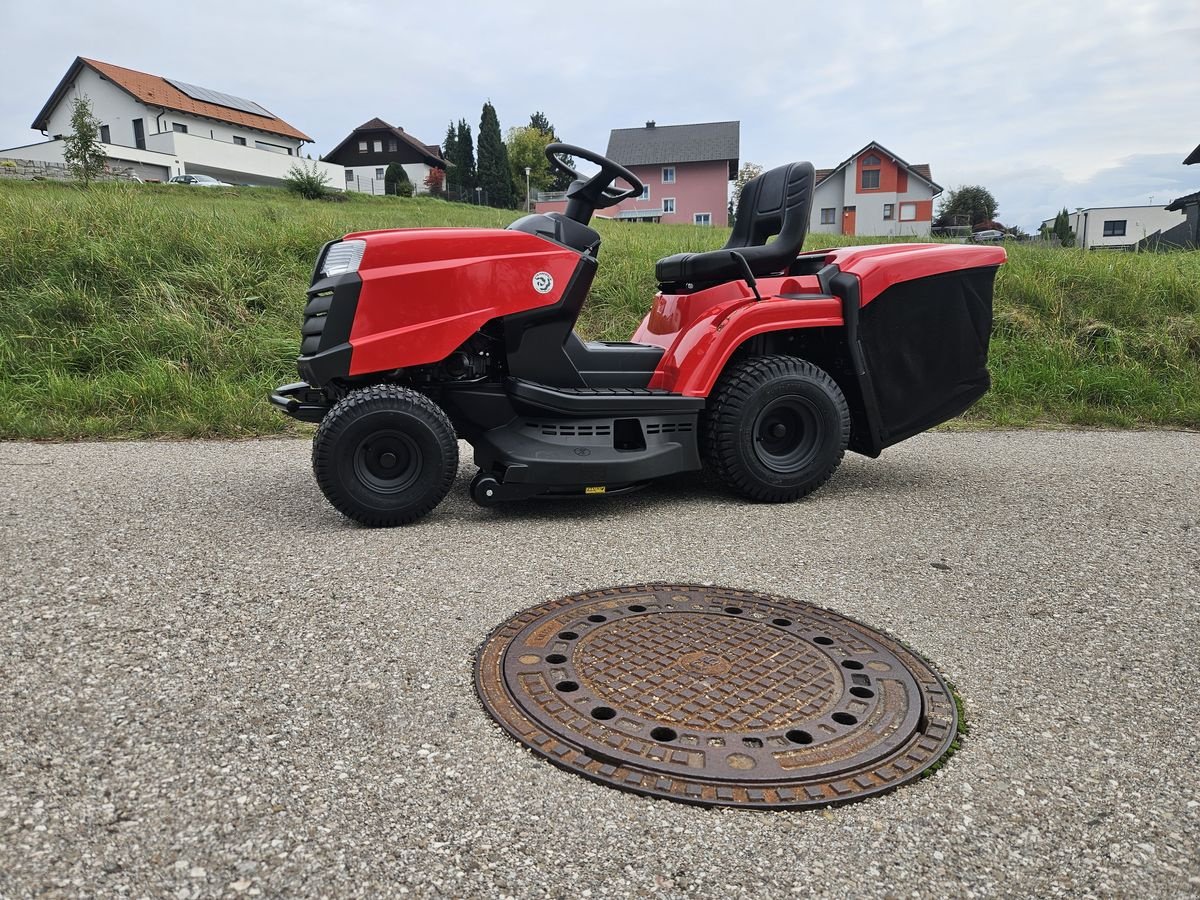 Rasentraktor van het type Stiga MPS 98 H 18PS, 2-Zylinder!, Neumaschine in Gallspach (Foto 2)