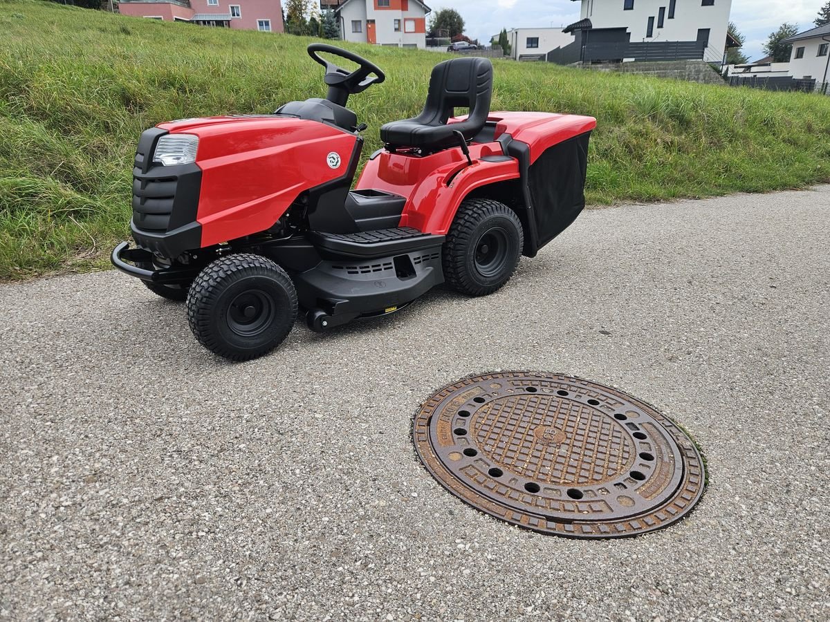 Rasentraktor van het type Stiga MPS 98 H 18PS, 2-Zylinder!, Neumaschine in Gallspach (Foto 3)