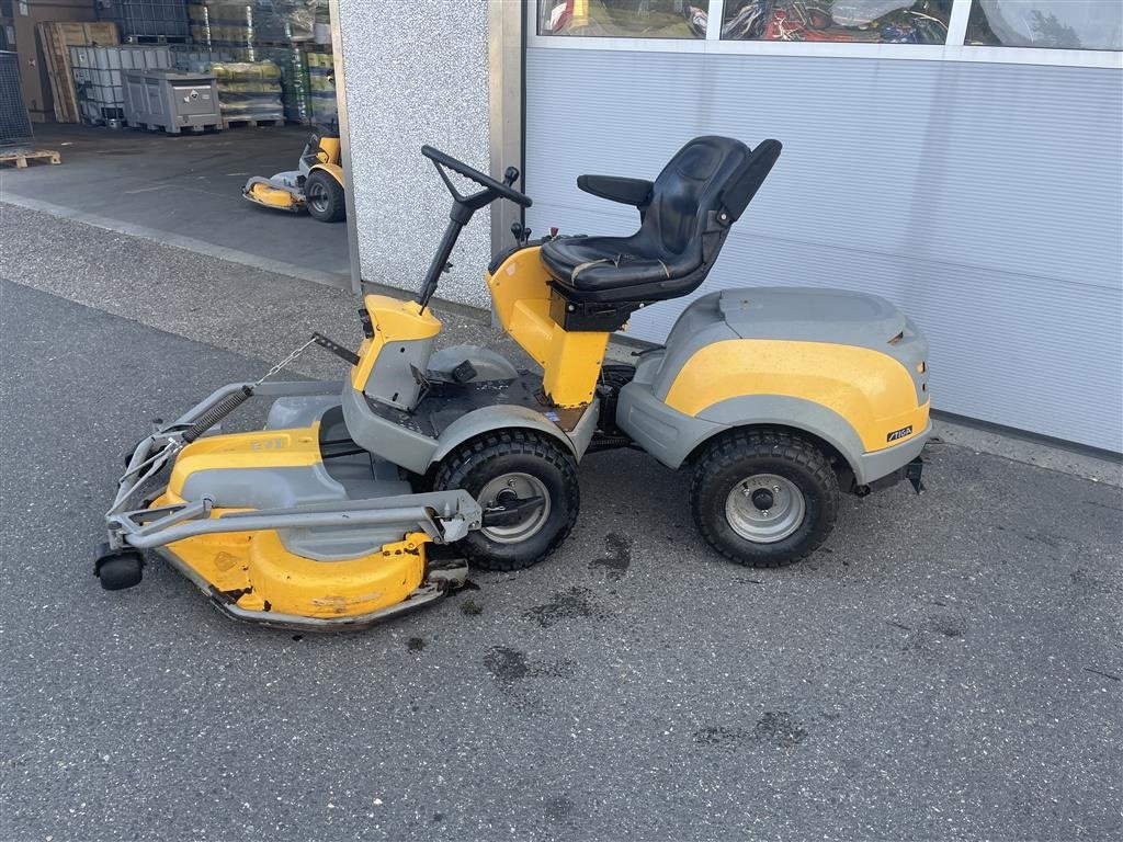 Rasentraktor типа Stiga PARK PRO 25 HST 4WD 125CM, Gebrauchtmaschine в Holstebro (Фотография 3)