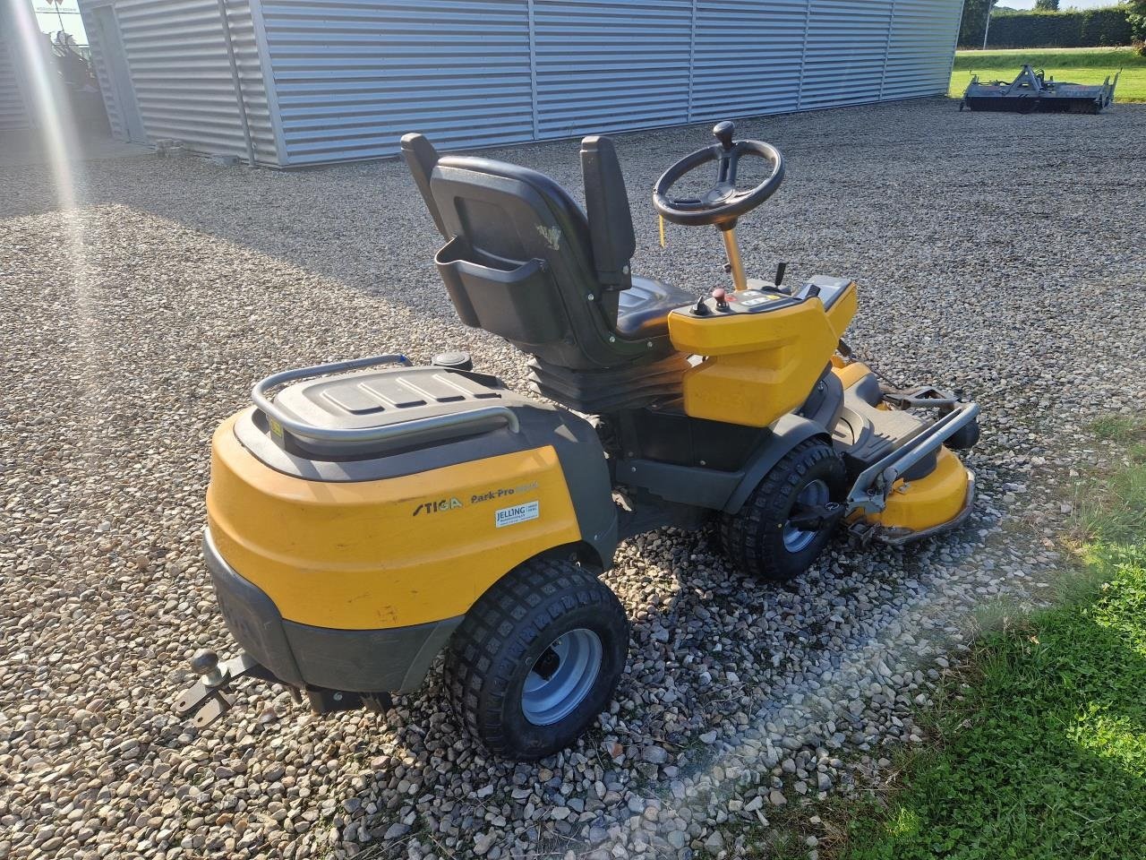 Rasentraktor tip Stiga PARK PRO 540 IX, Gebrauchtmaschine in Jelling (Poză 3)