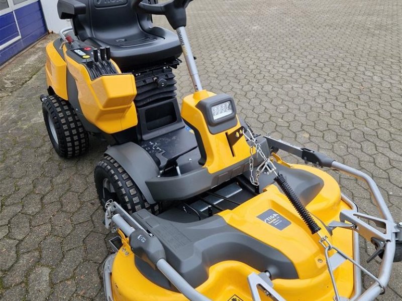 Rasentraktor Türe ait Stiga Park Pro 740 IOX 4 wd, Gebrauchtmaschine içinde Sørvad