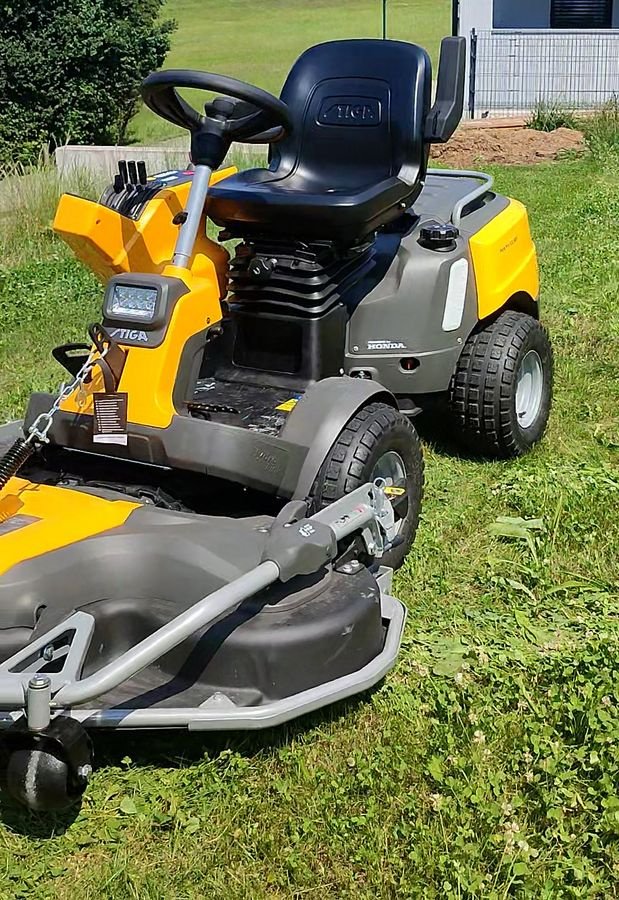 Rasentraktor a típus Stiga Park Pro 900 AWX inkl. Mähdeck 125cm, Neumaschine ekkor: Gallspach (Kép 7)