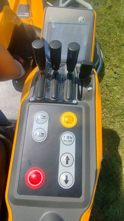 Rasentraktor tip Stiga Park Pro 900 AWX inkl. Mähdeck 125cm, Neumaschine in Gallspach (Poză 3)