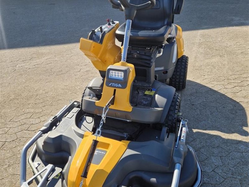 Rasentraktor типа Stiga Park PRO 900 WX 4WD - Servo - 2 cyl.motor, Gebrauchtmaschine в Sørvad