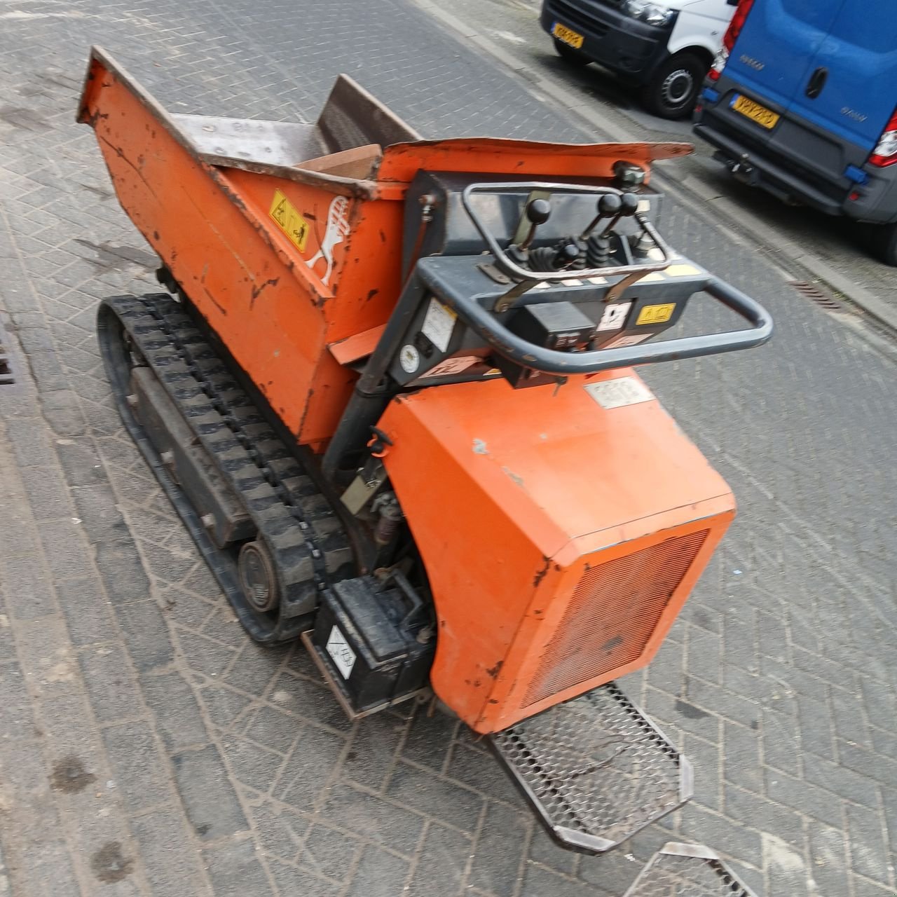 Raupendumper du type Messersi CH2R13D., Gebrauchtmaschine en Alblasserdam (Photo 4)