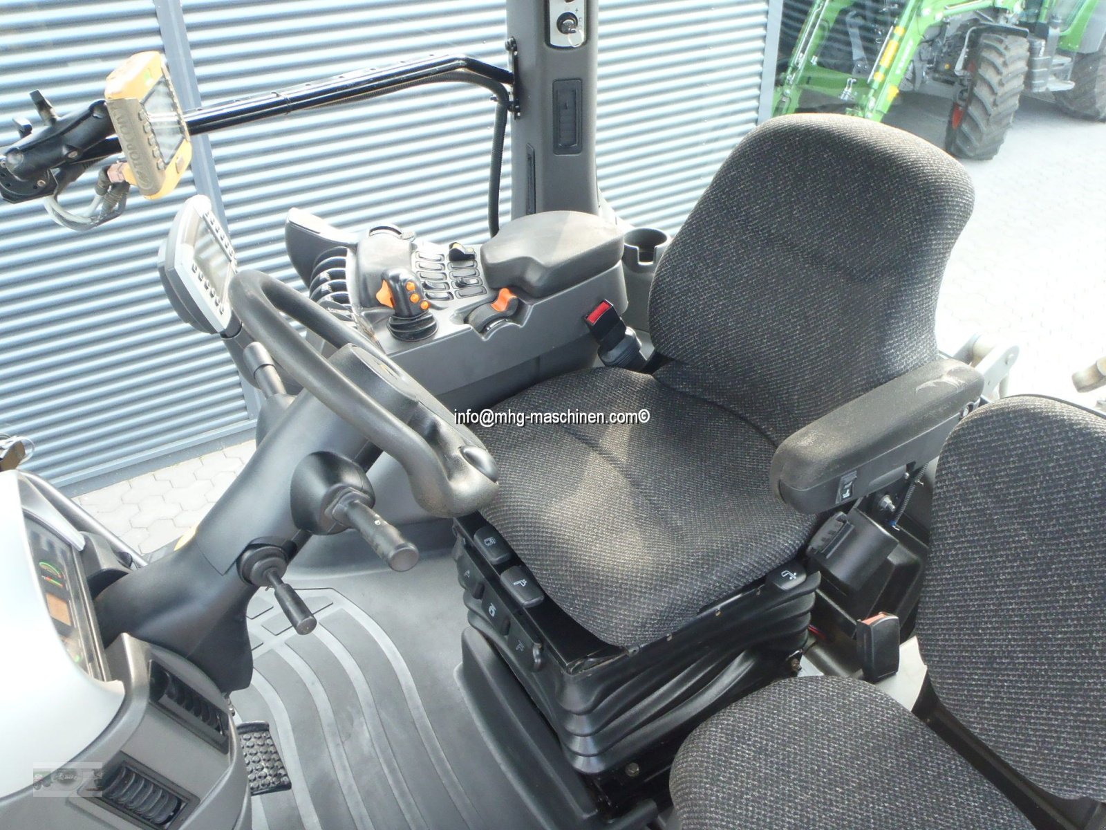 Raupentraktor du type Challenger MT 765 C 6604 h GPS, Gebrauchtmaschine en Gescher (Photo 9)