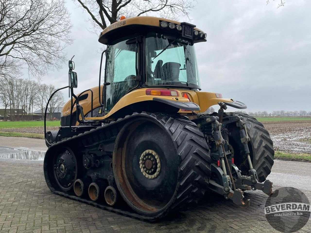 Raupentraktor van het type Challenger MT765B, Gebrauchtmaschine in Vriezenveen (Foto 3)