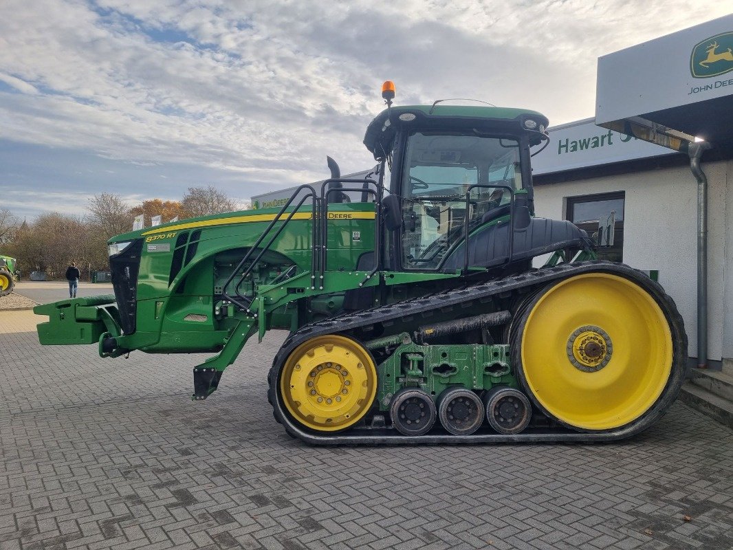 Raupentraktor des Typs John Deere 8370RT MY18 e23 40, Gebrauchtmaschine in Neubrandenburg (Bild 2)