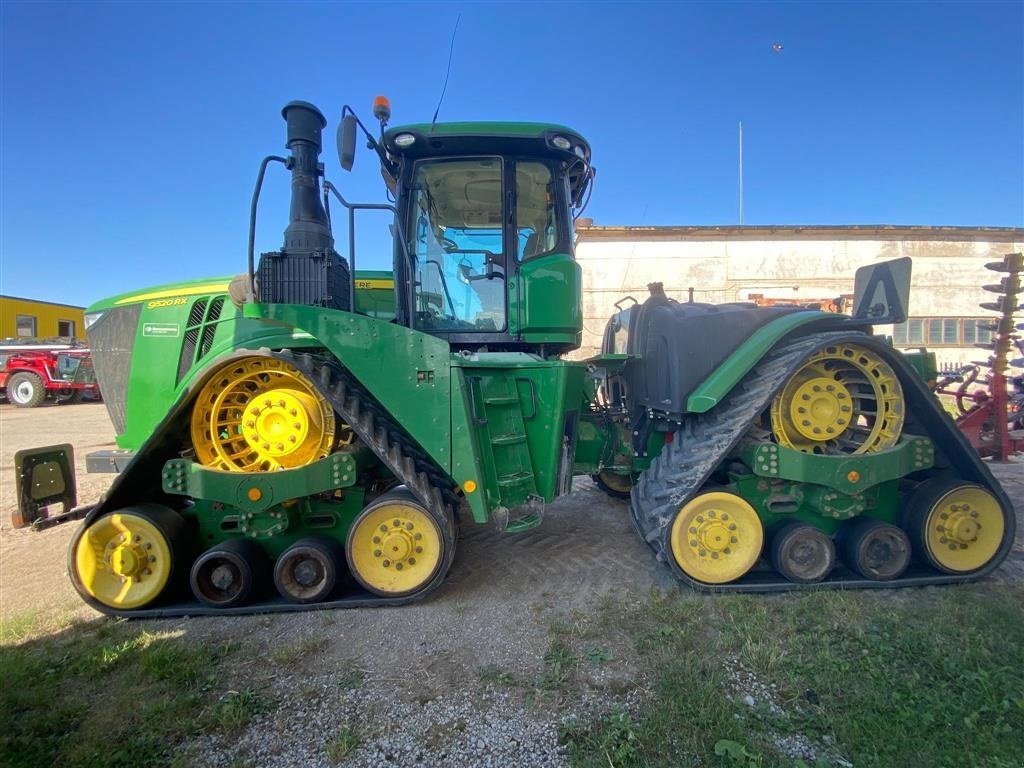 Raupentraktor от тип John Deere 9520 RX Monster bæltetraktor. GPS. StarFire. Auto steer ready. Ring til Ulrik på  40255544. Jeg snakker Jysk., Gebrauchtmaschine в Kolding (Снимка 2)