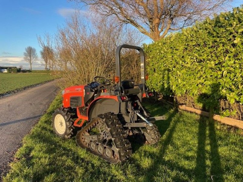 Raupentraktor des Typs Kubota KB19X-PC, Gebrauchtmaschine in Klaaswaal (Bild 4)