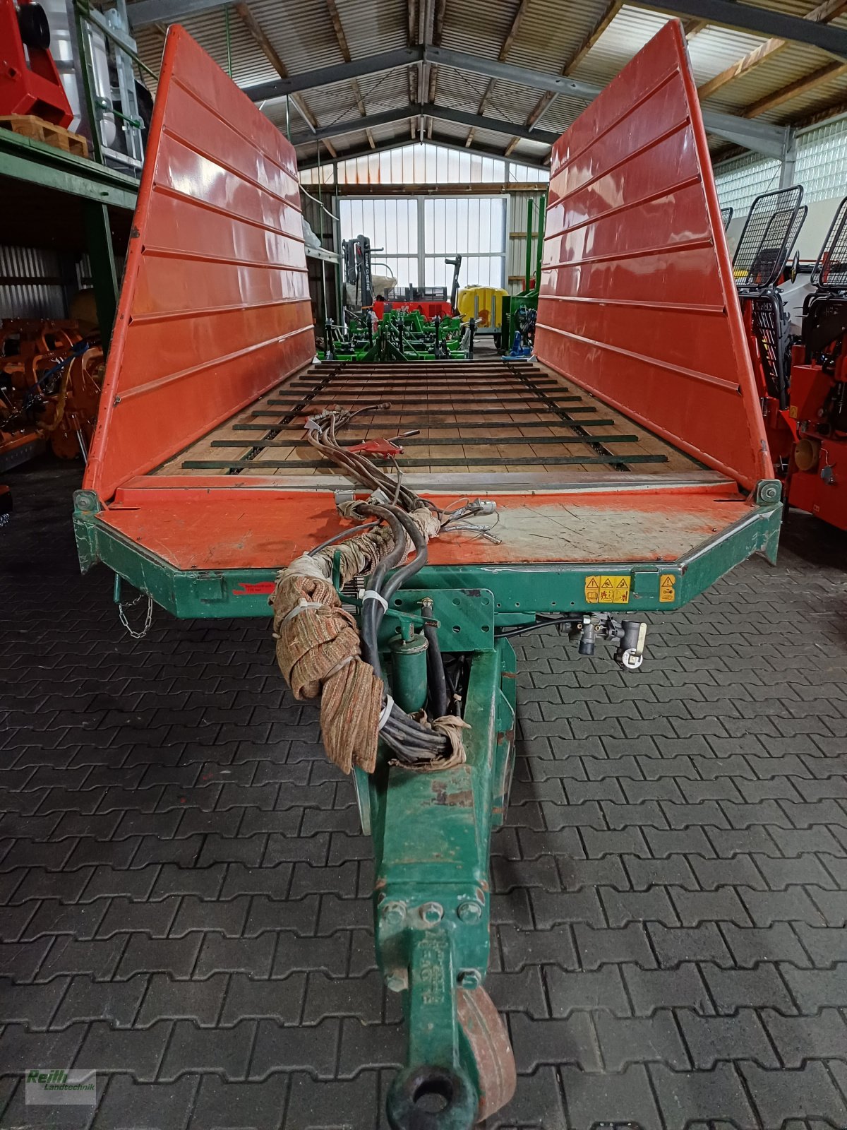 Rebenladewagen m. Abreißgerät des Typs Wallner Hopfen-Rebenladewagen XXL, Gebrauchtmaschine in Wolnzach (Bild 4)