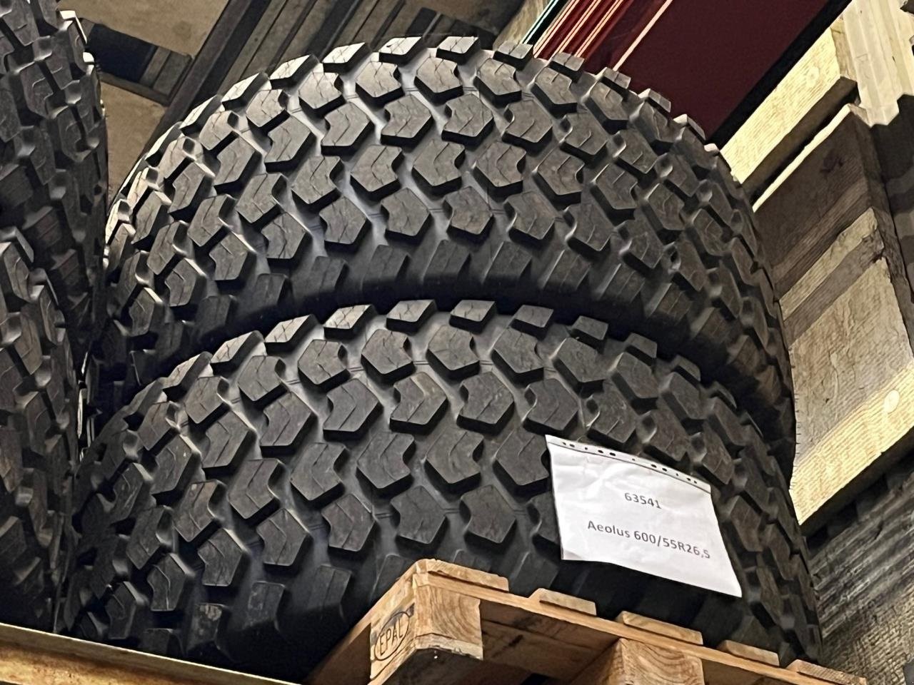 Reifen типа Aeolus 600/55 R 26,5, Gebrauchtmaschine в Suldrup (Фотография 1)