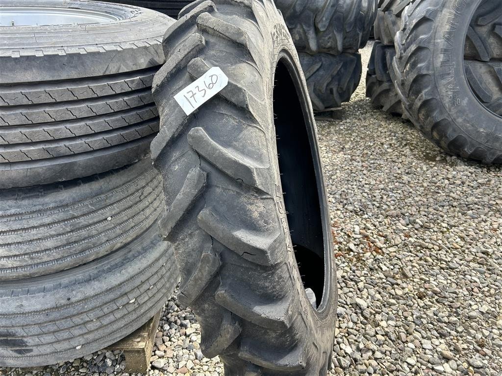 Reifen des Typs Alliance 270/95R36, Gebrauchtmaschine in Rødekro (Bild 1)