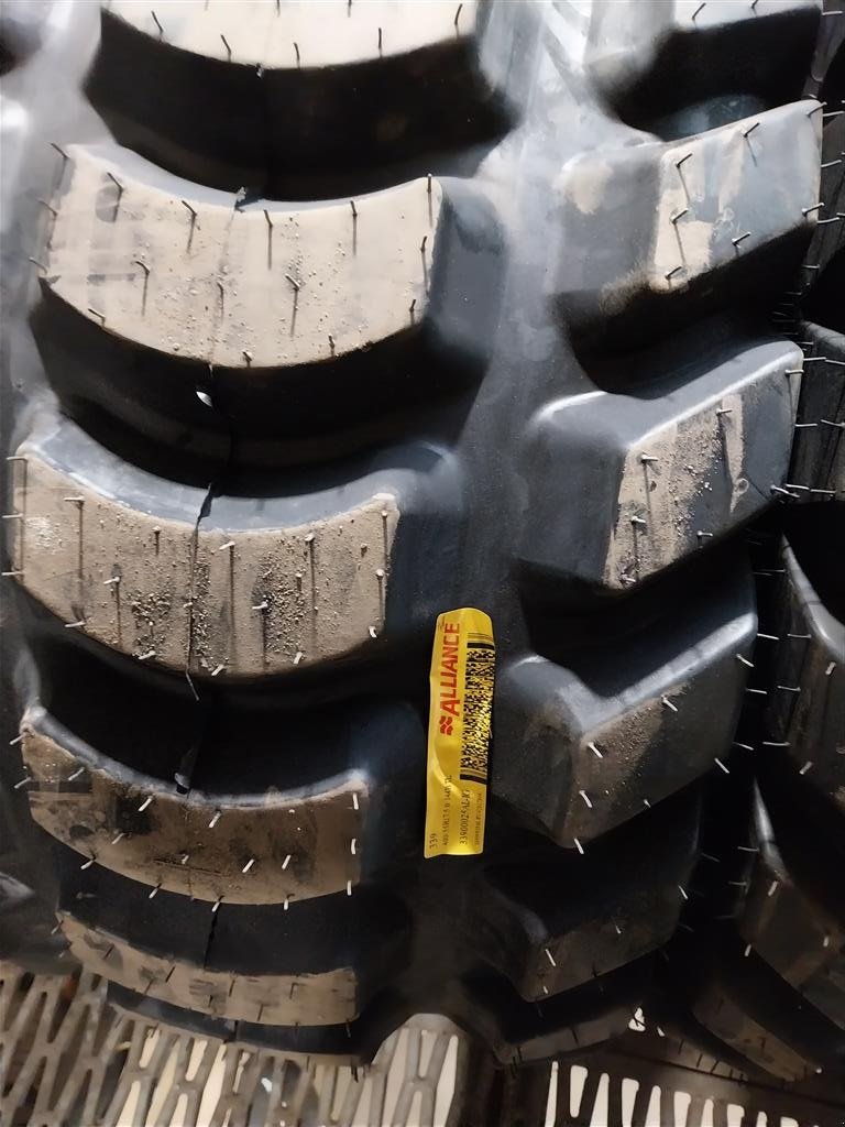 Reifen tip Alliance 400/55R17,5, Gebrauchtmaschine in Danmark (Poză 3)