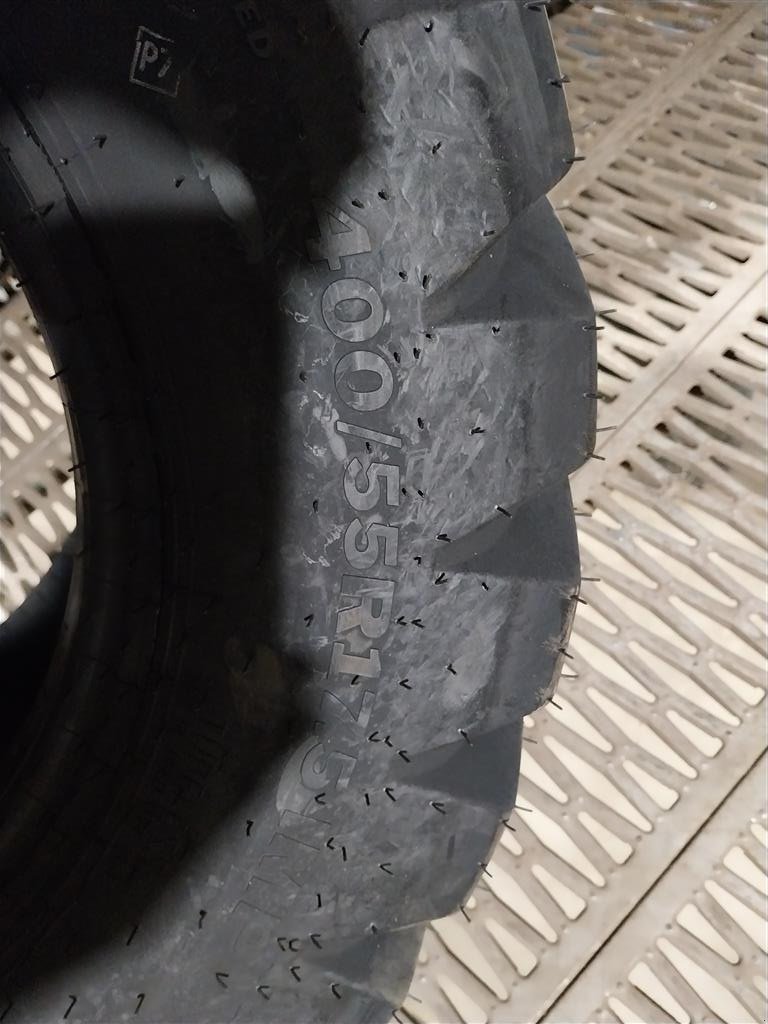 Reifen tip Alliance 400/55R17,5, Gebrauchtmaschine in Danmark (Poză 4)