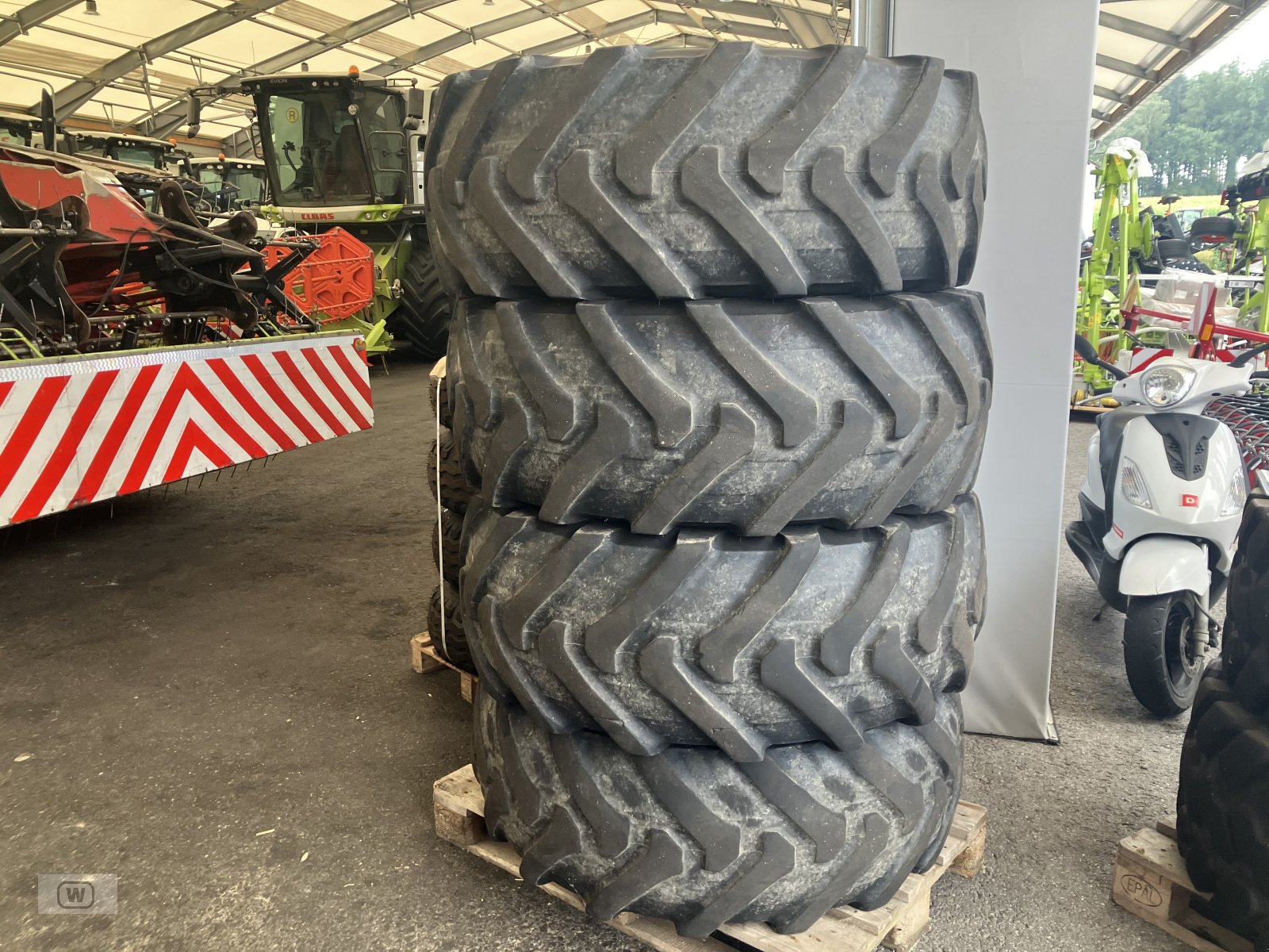 Reifen des Typs Alliance 460/70 R24, Gebrauchtmaschine in Zell an der Pram (Bild 1)