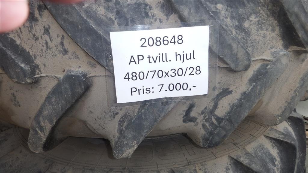 Reifen tip AP 480/70x30/28, Gebrauchtmaschine in Hobro (Poză 3)