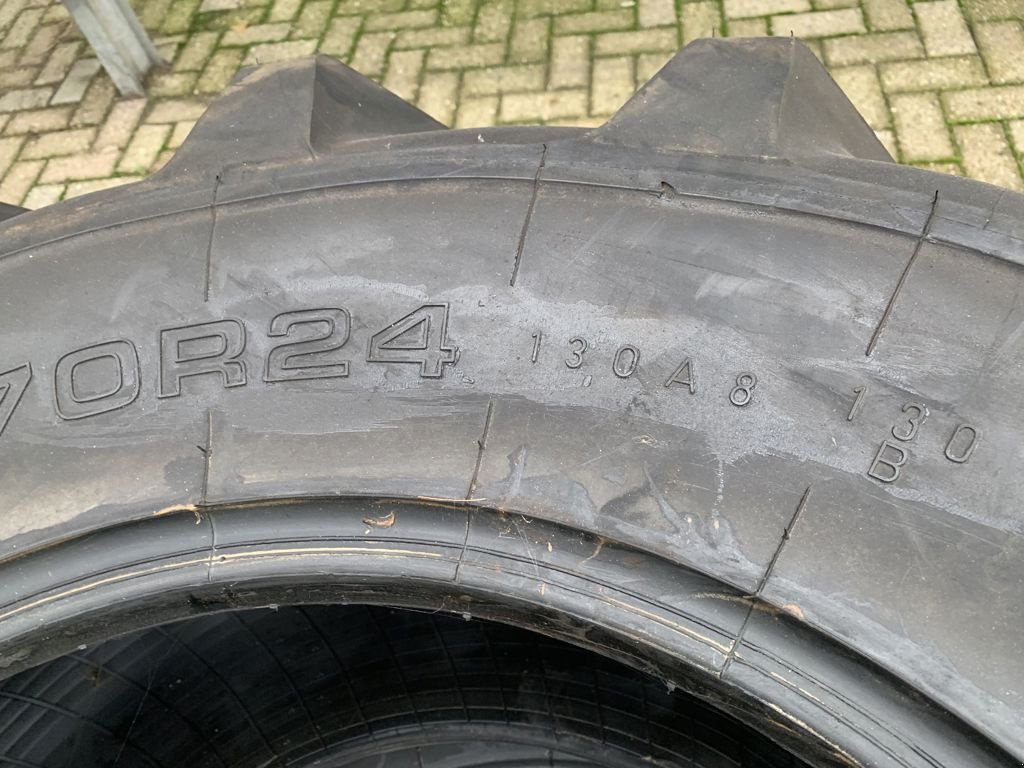 Reifen of the type Barum 420/70R24 TRACTION AR70, Neumaschine in MARIENHEEM (Picture 5)