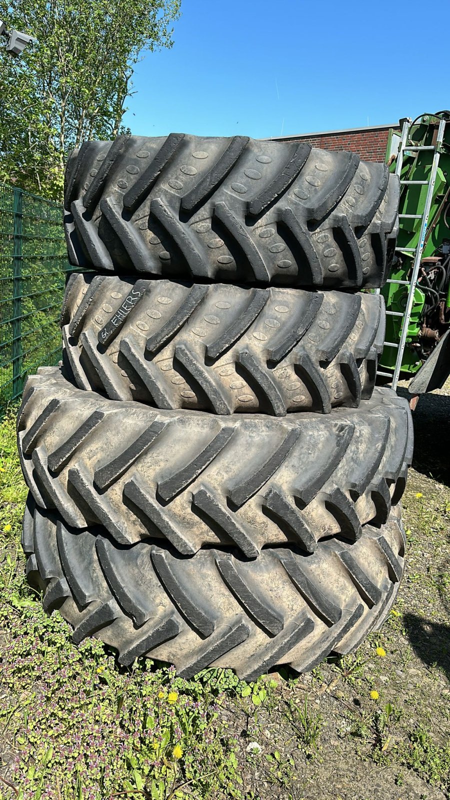 Reifen του τύπου BKT 1 Satz 520/70 R34 + 520/85 R46, Gebrauchtmaschine σε Husum (Φωτογραφία 1)