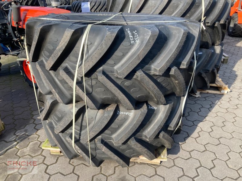 Reifen a típus BKT 2 x 710/70R42, 2x 600/70R30, Neumaschine ekkor: Bockel - Gyhum (Kép 1)