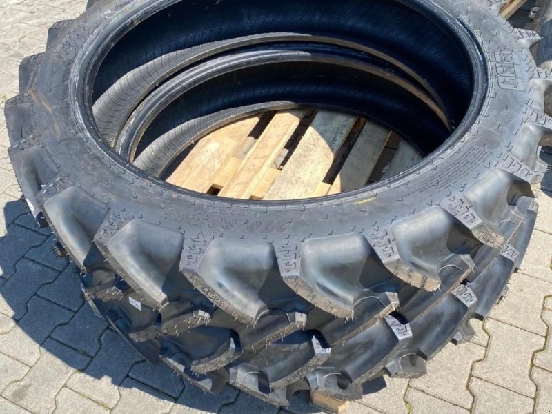 Reifen от тип BKT 270/80 R36, Gebrauchtmaschine в Aspach (Снимка 1)