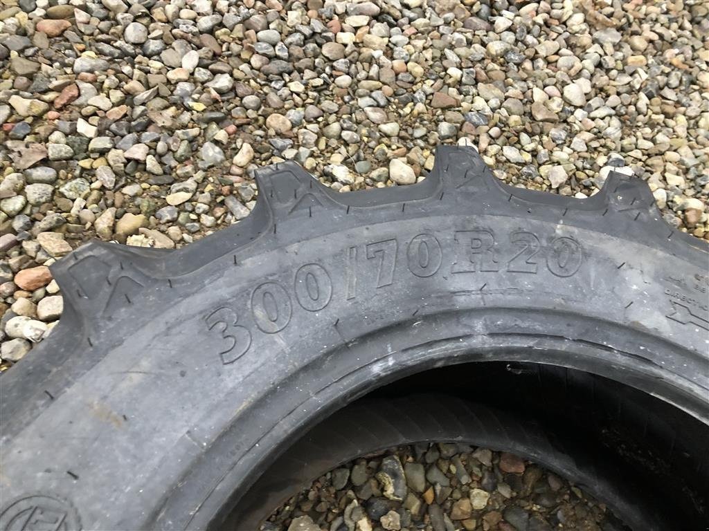 Reifen des Typs BKT 300/70R20 Nye, Gebrauchtmaschine in Rødekro (Bild 3)