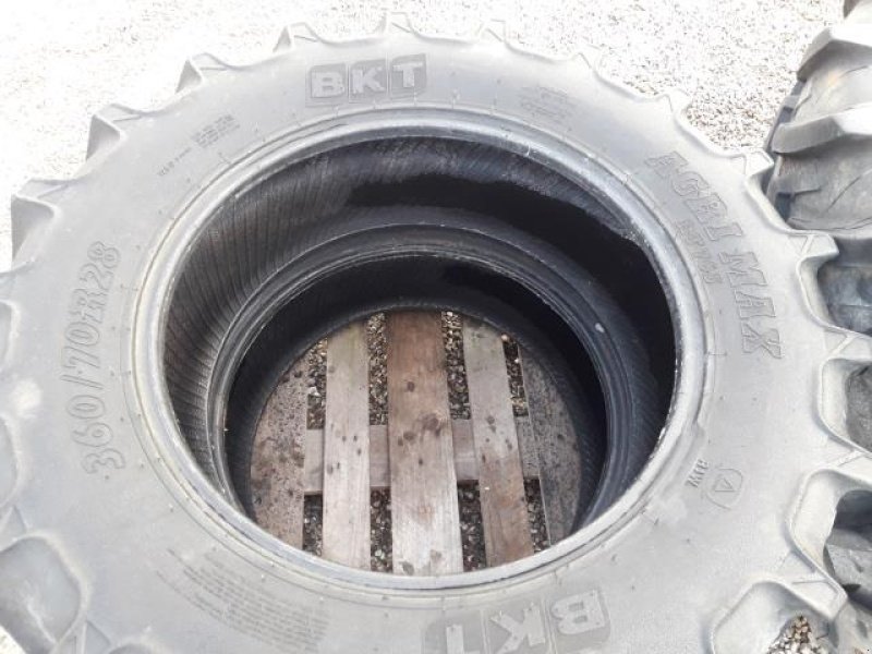 Reifen tip BKT 360/70 R28, Gebrauchtmaschine in Tim (Poză 2)