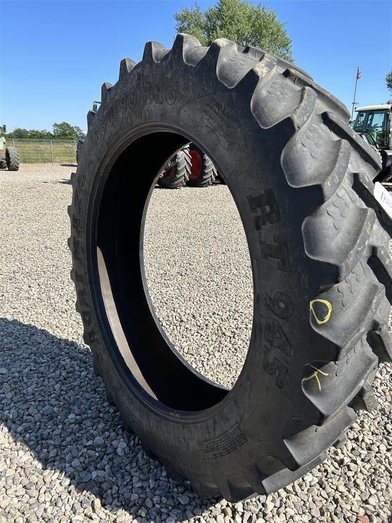 Reifen tipa BKT 380/90R46, Gebrauchtmaschine u Rødekro (Slika 1)