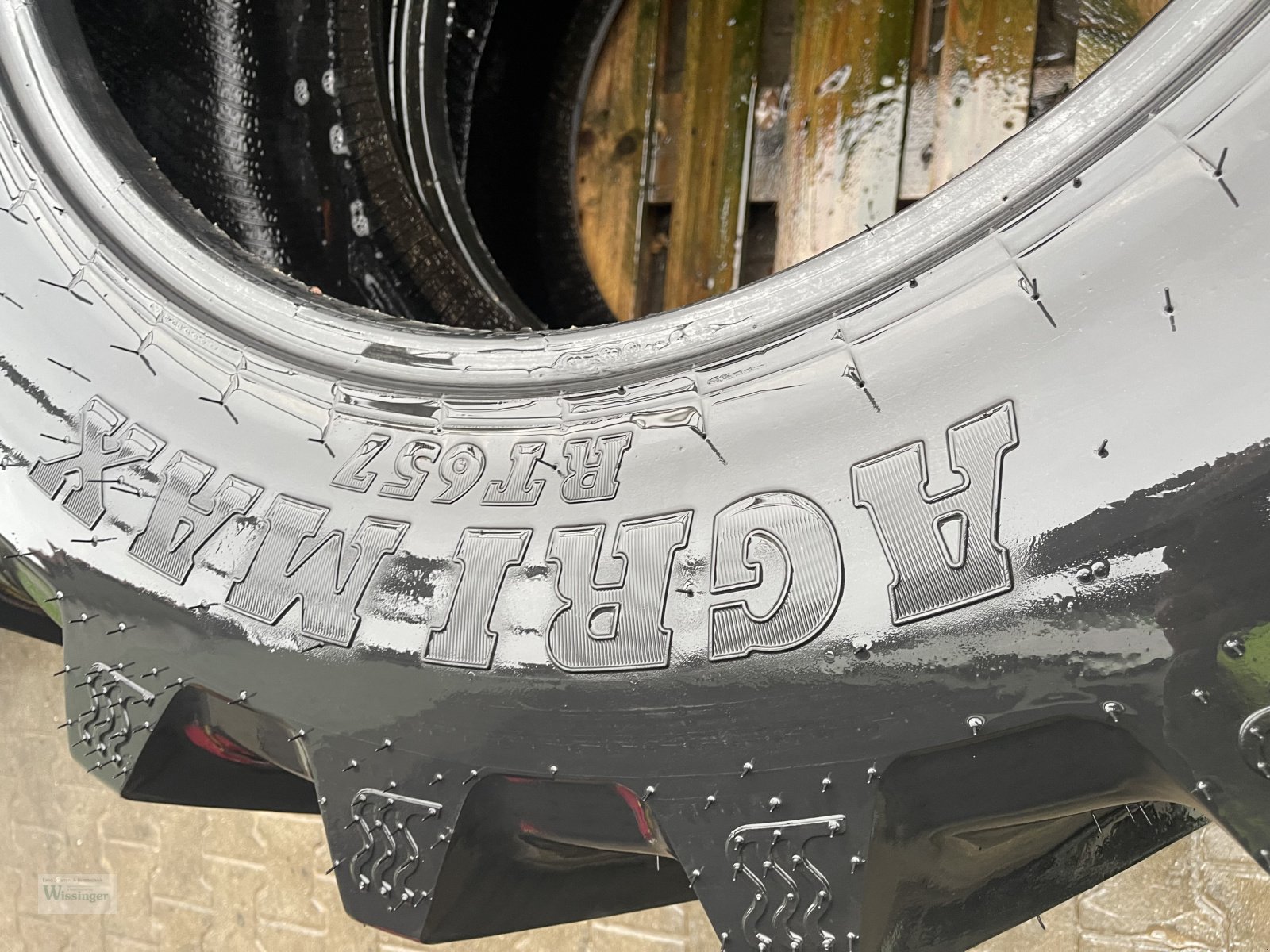 Reifen tipa BKT 440/65R28, Neumaschine u Thalmässing (Slika 3)