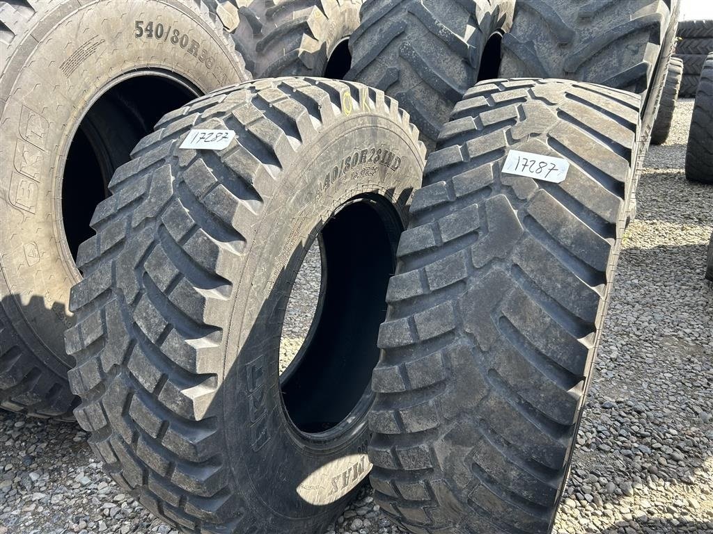 Reifen типа BKT 440/80R28 vejdæk, Gebrauchtmaschine в Rødekro (Фотография 1)