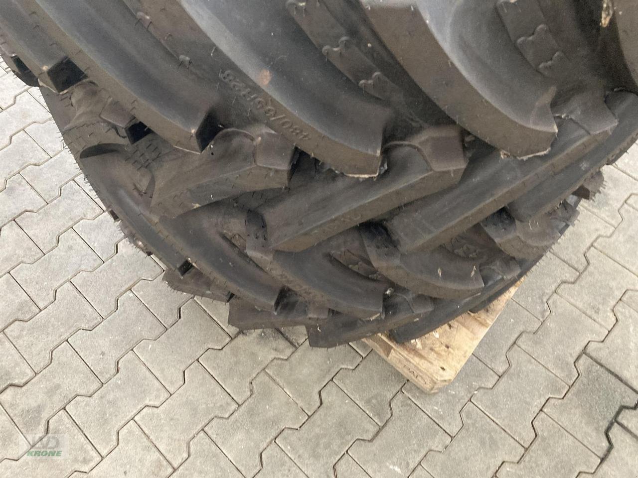 Reifen tip BKT 480/70R28, Gebrauchtmaschine in Spelle (Poză 3)