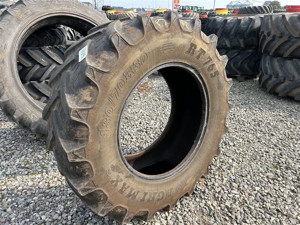 Reifen des Typs BKT 480/70R30, Gebrauchtmaschine in Rødekro (Bild 1)