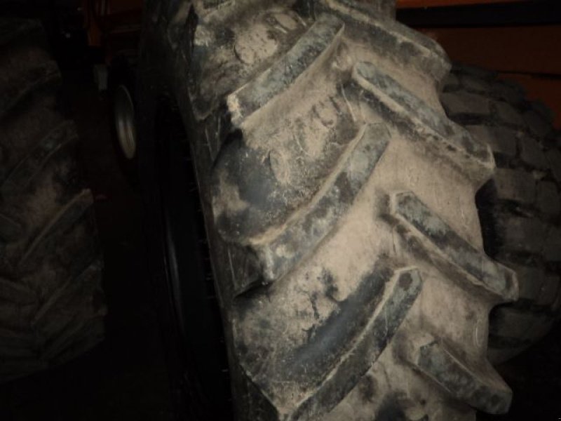 Reifen van het type BKT 480/70R34, Gebrauchtmaschine in MOULLE (Foto 2)