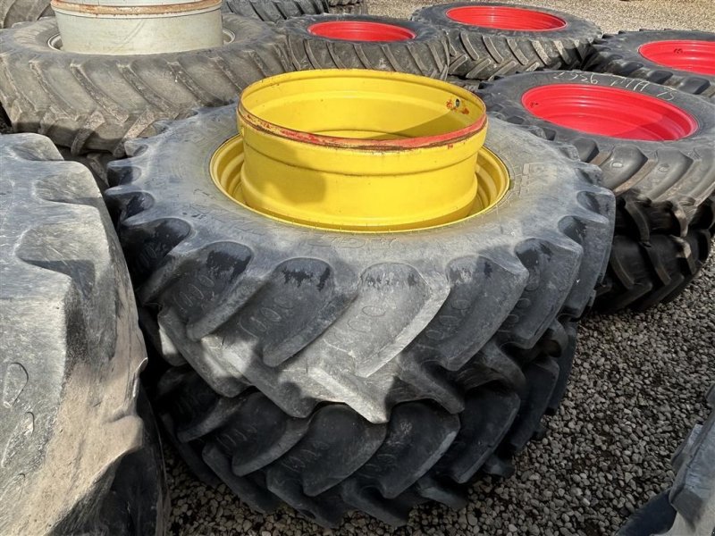 Reifen typu BKT 520/85R46-38, Gebrauchtmaschine v Rødekro