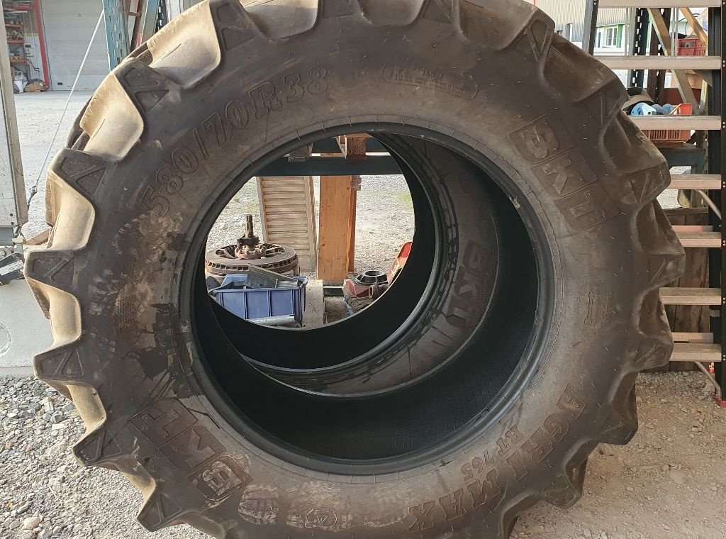 Reifen Türe ait BKT 580/70 R 38  RT765, Gebrauchtmaschine içinde CIVENS (resim 3)