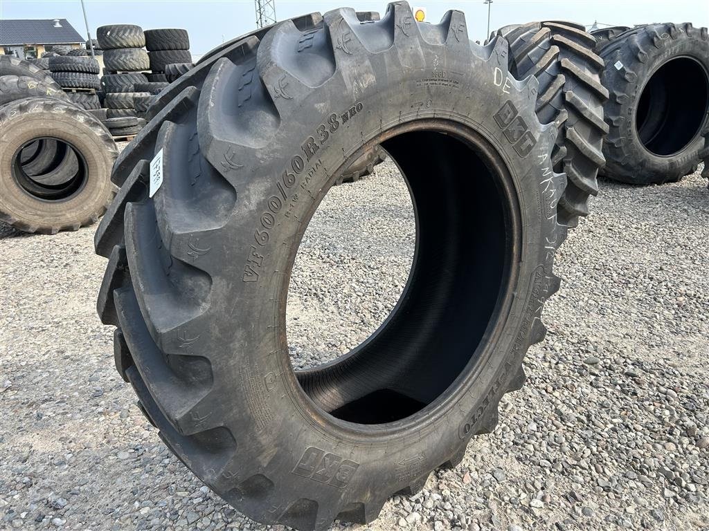 Reifen от тип BKT 600/60R38 VF, Gebrauchtmaschine в Rødekro (Снимка 2)