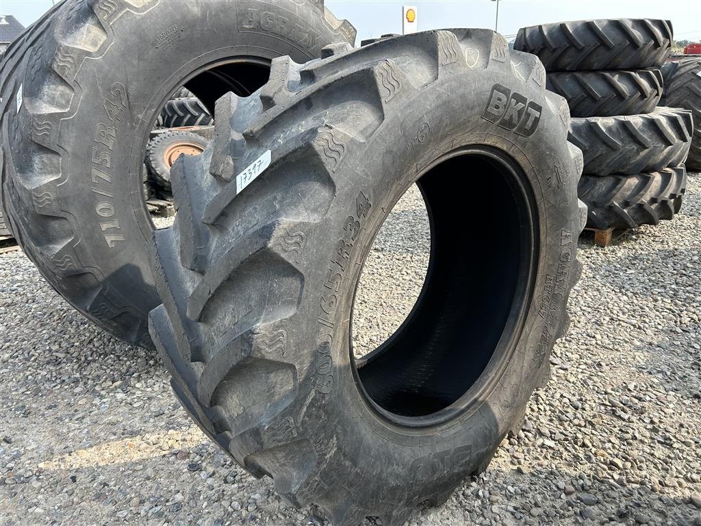 Reifen des Typs BKT 600/65R34, Gebrauchtmaschine in Rødekro (Bild 1)